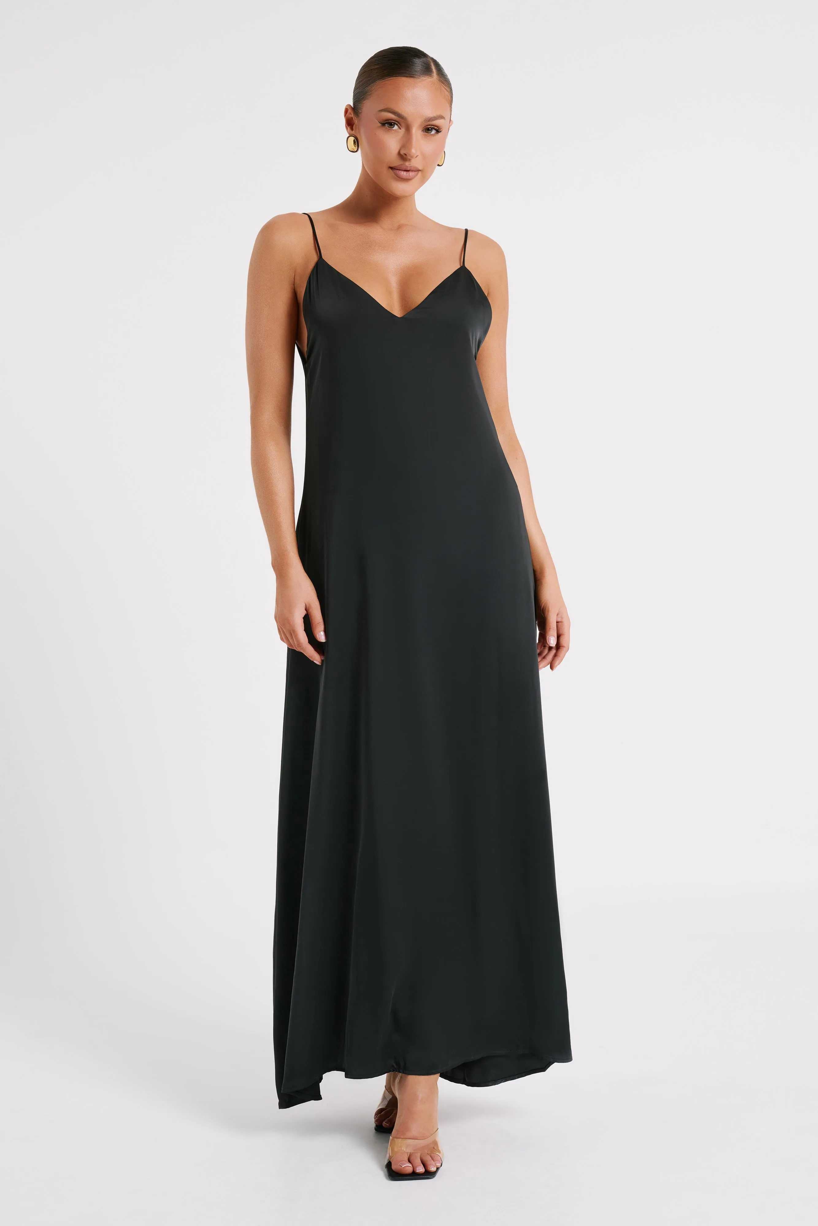 Beatrice Flowy Maxi Dress - Black