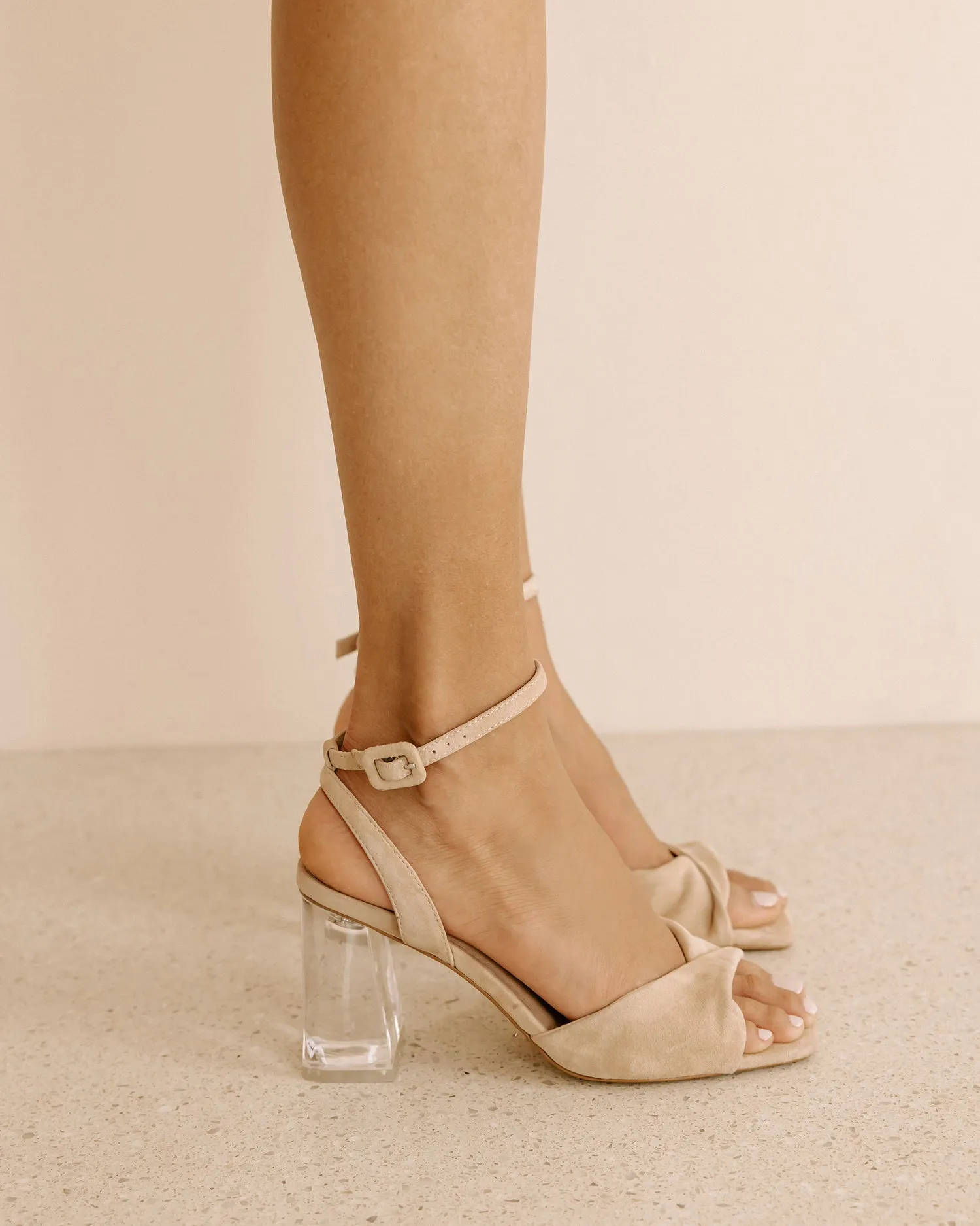 FLIRT - NUDE SUEDE HEELS