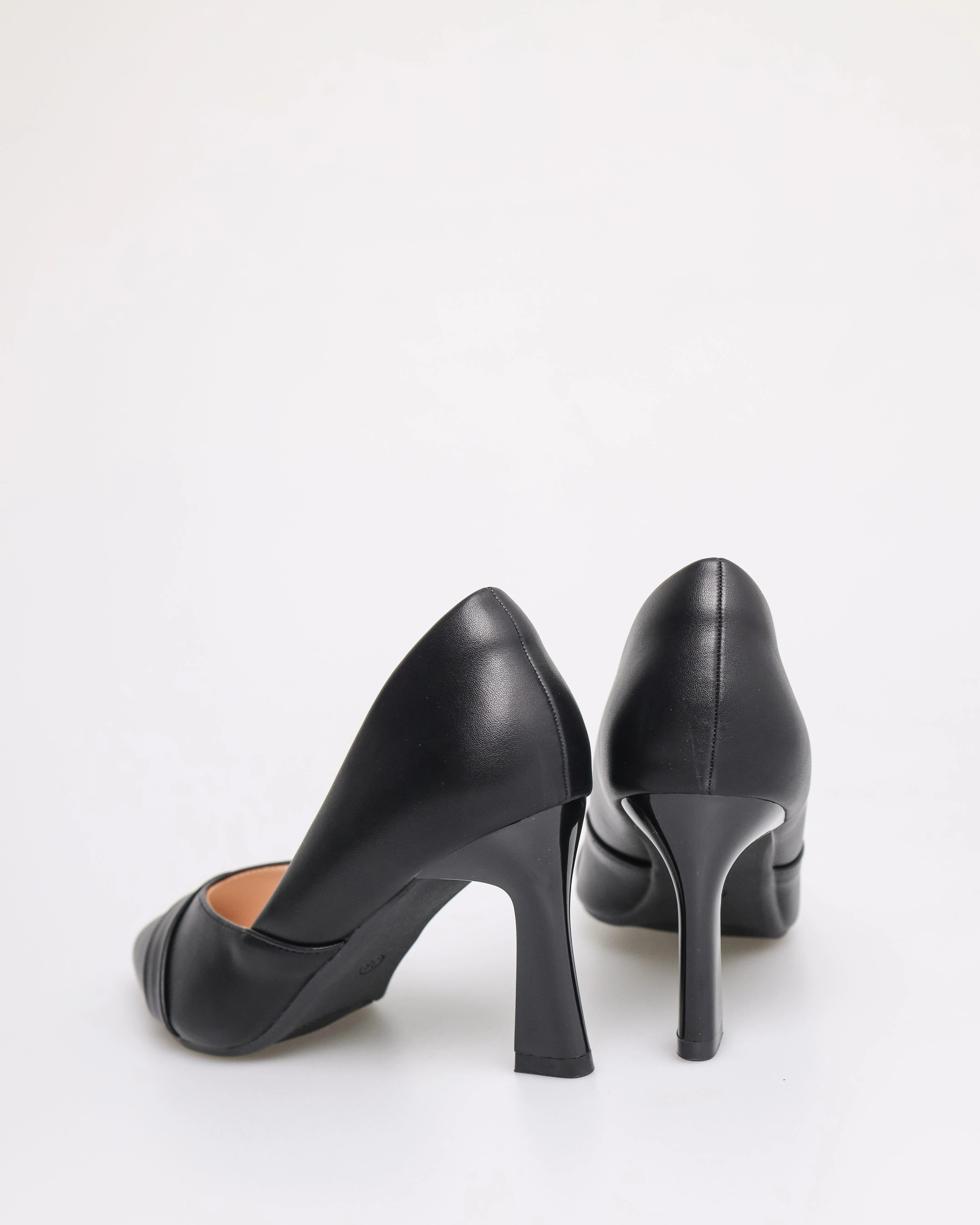 Tomaz NN206 Ladies Fold Pointy Heels (Black)